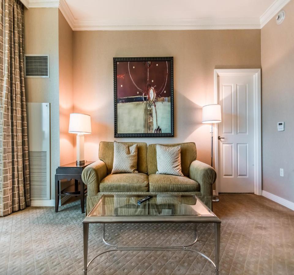 Apartment 1br Penthouse-stripview-free Parkin-no Fees Las Vegas