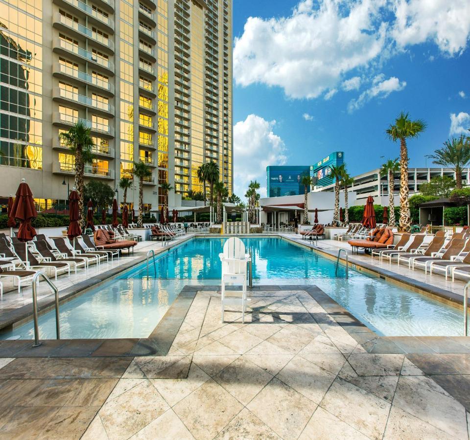 1br Penthouse-stripview-free Parkin-no Fees Apartment Las Vegas